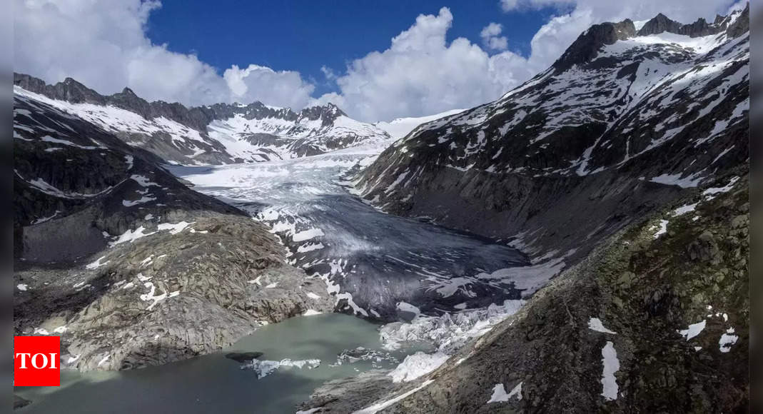 Kyrgyzstan opens rare probe into glacier destruction